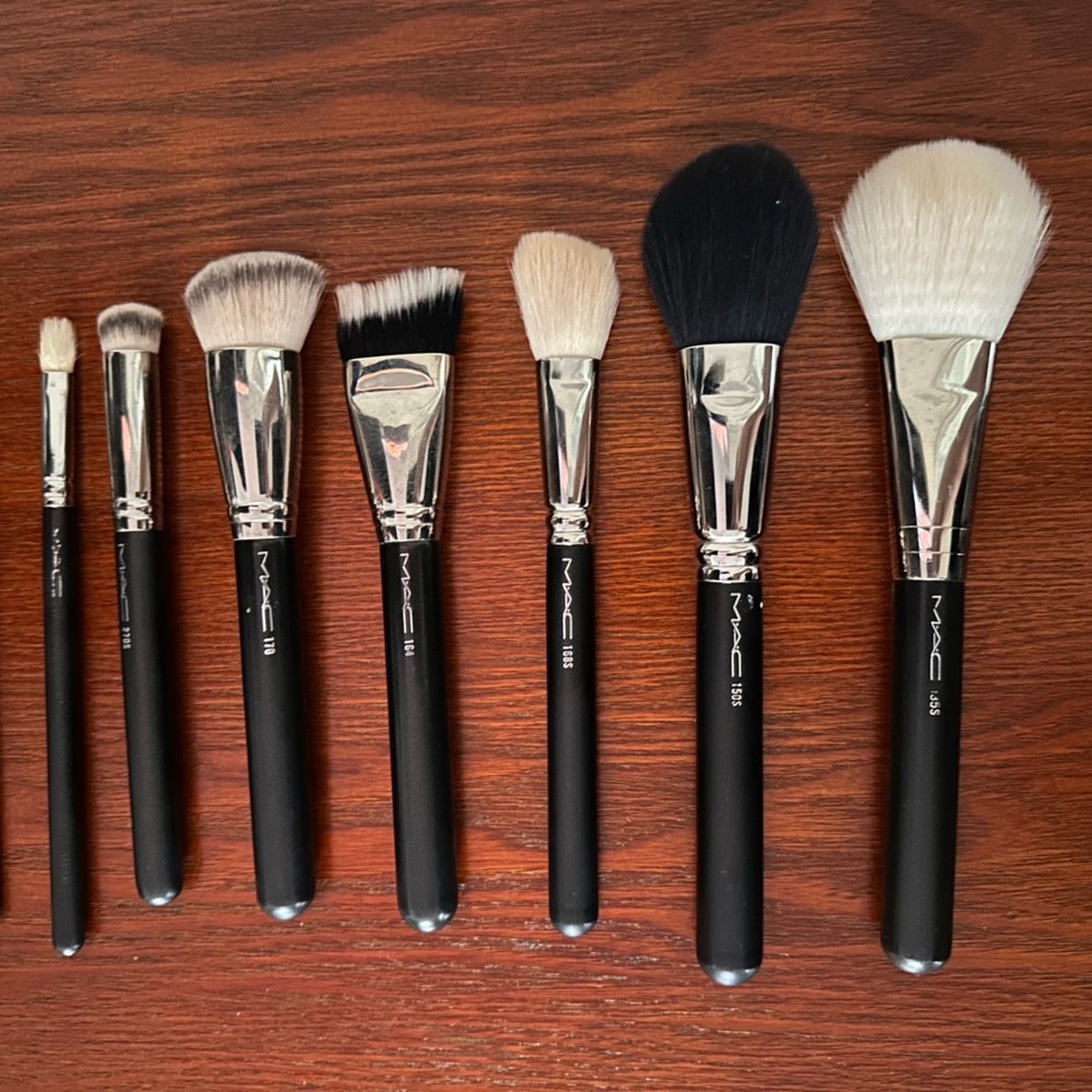 MAC Cosmetics Brushes Bundle